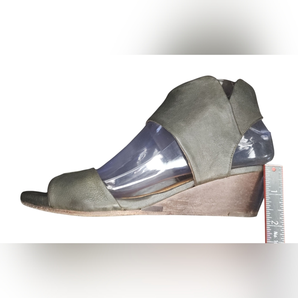 Coclico Wedge Sandals, Womens 36.5 EU (6.5 US) - Picture 8 of 10